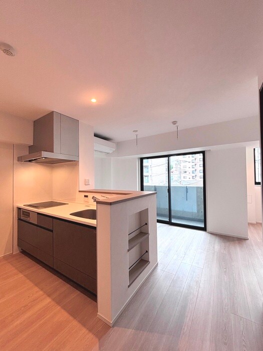 物件内観写真19　(室内からの展望)