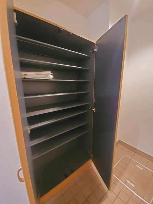 物件内観写真19　(靴箱)