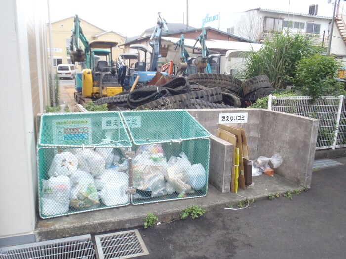 物件外観写真6　(建物設備)