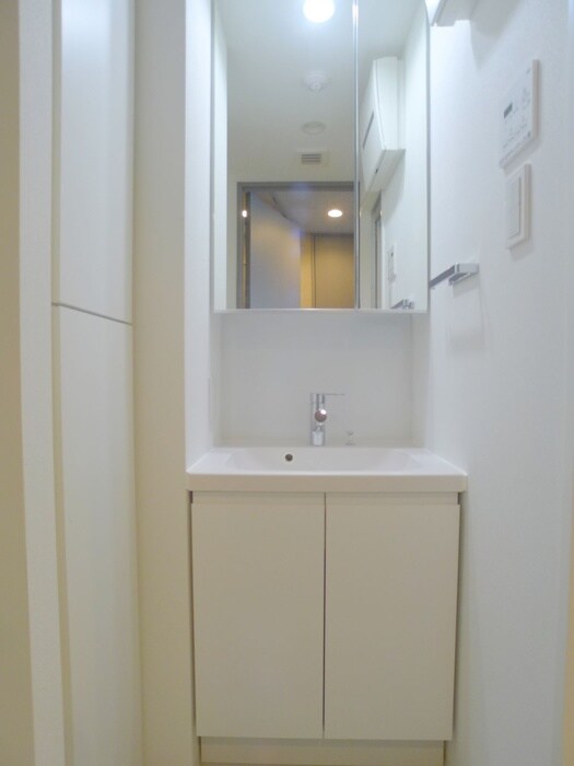 物件内観写真12　(洗面)