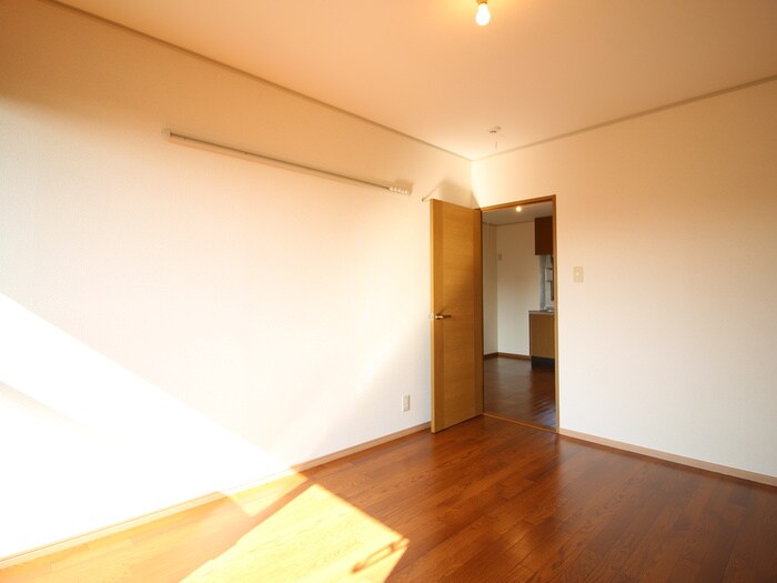 物件内観写真6　(居室)