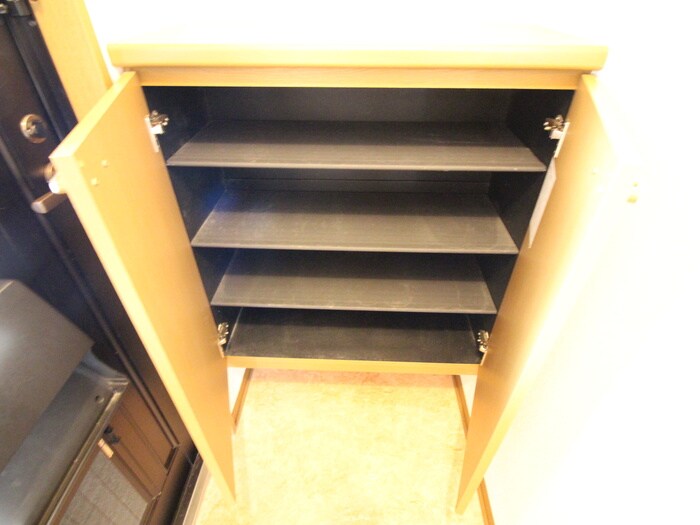 物件内観写真17　(靴箱)