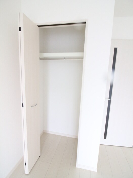 物件内観写真16　(収納)