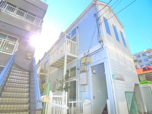 メゾンアデリー外観写真