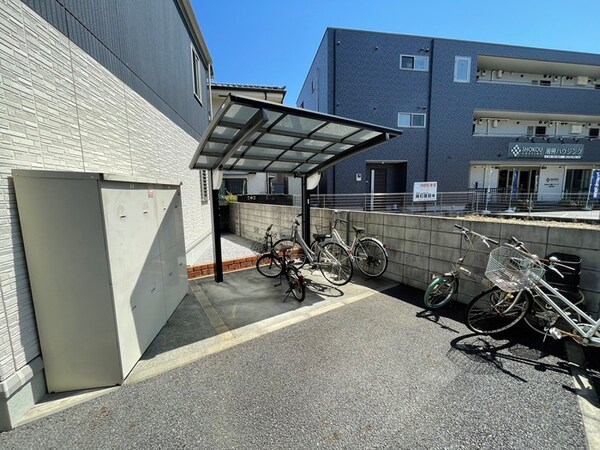 駐輪場