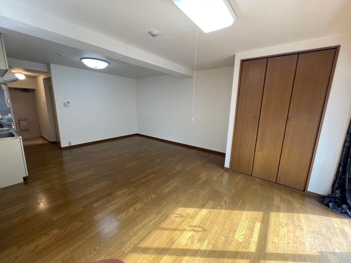 物件内観写真6　(居室)