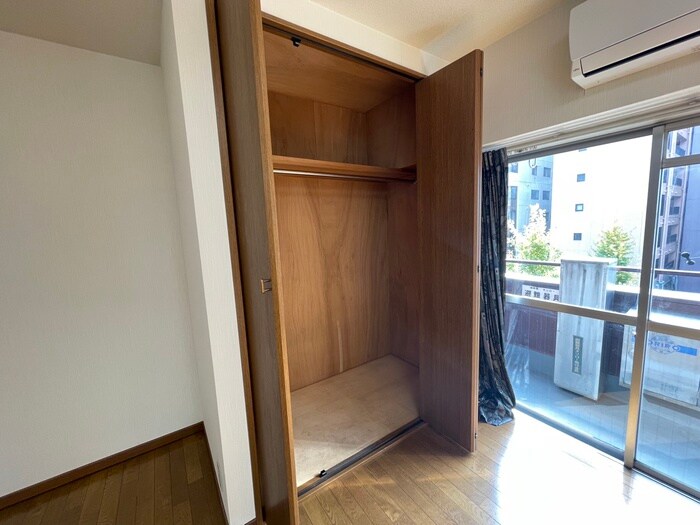 物件内観写真8　(収納)