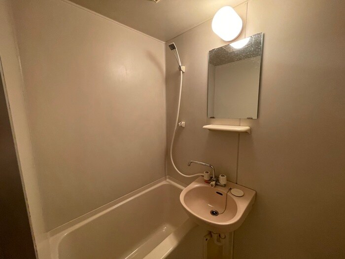 物件内観写真10　(バス／シャワールーム等)