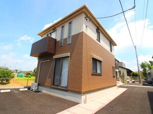 ライラックガーデンB棟外観写真