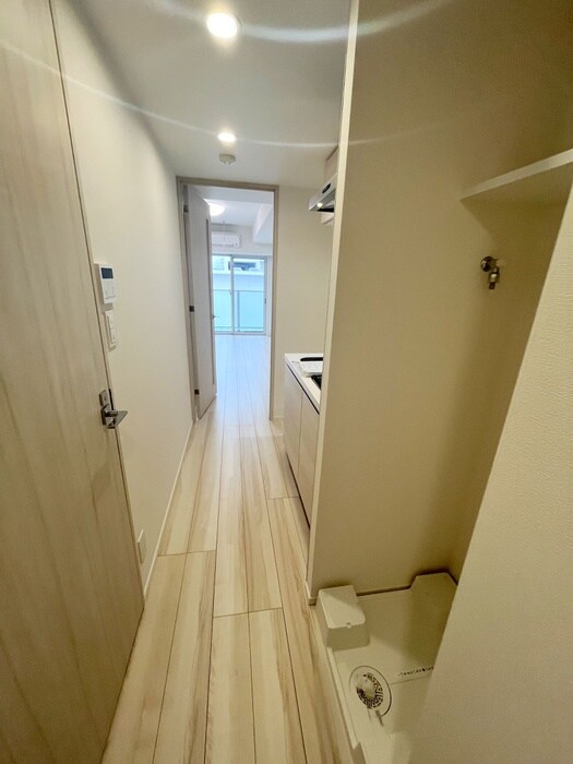 物件内観写真18　(廊下)