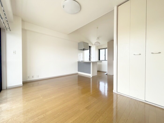 物件内観写真13　(居室)