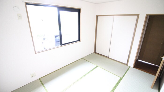 物件内観写真10　(居室)