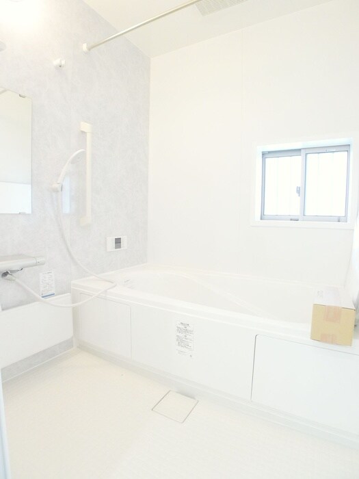 物件内観写真11　(バス／シャワールーム等)