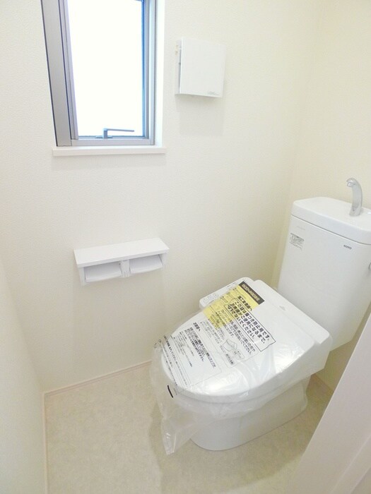 物件内観写真17　(トイレ)