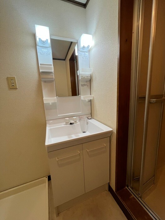 物件内観写真12　(洗面)