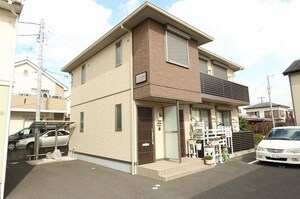 クレスト栢山外観写真