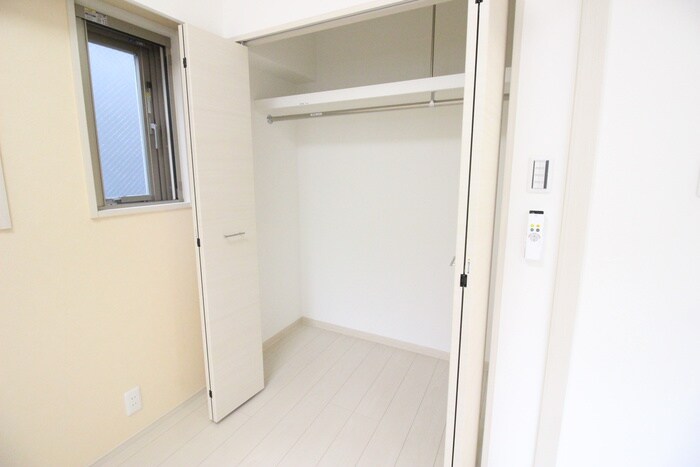 物件内観写真11　(収納)