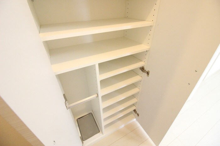 物件内観写真13　(靴箱)