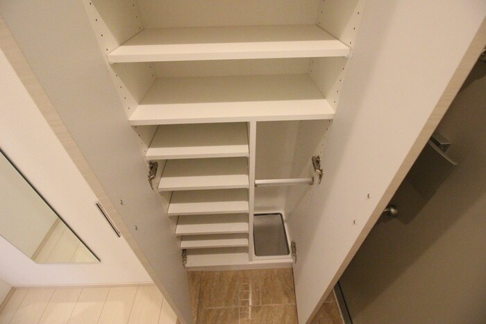 物件内観写真15　(靴箱)