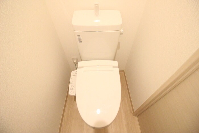 物件内観写真16　(トイレ)