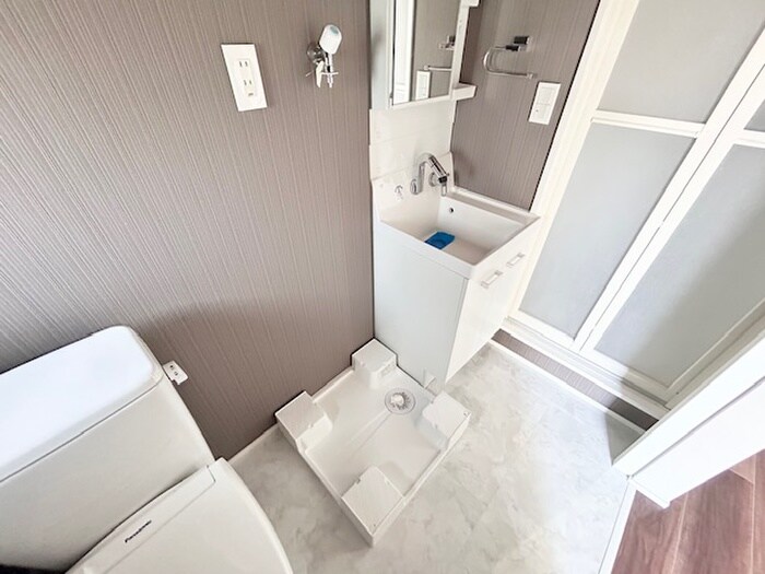 物件内観写真12　(洗濯機置場)