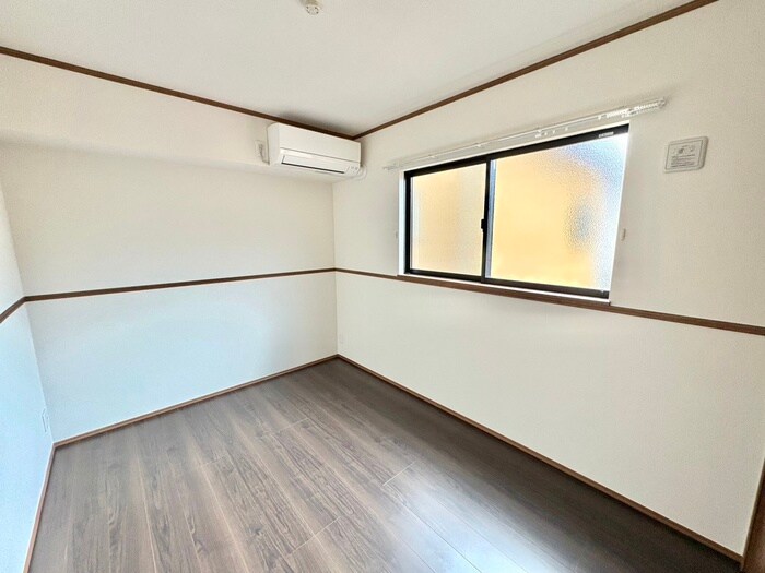 物件内観写真15　(居室)