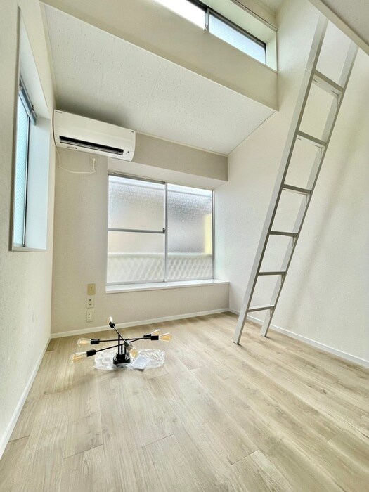 物件内観写真7　(居室)