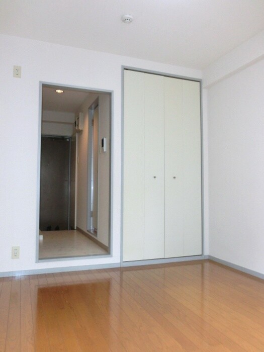 物件内観写真6　(居室)