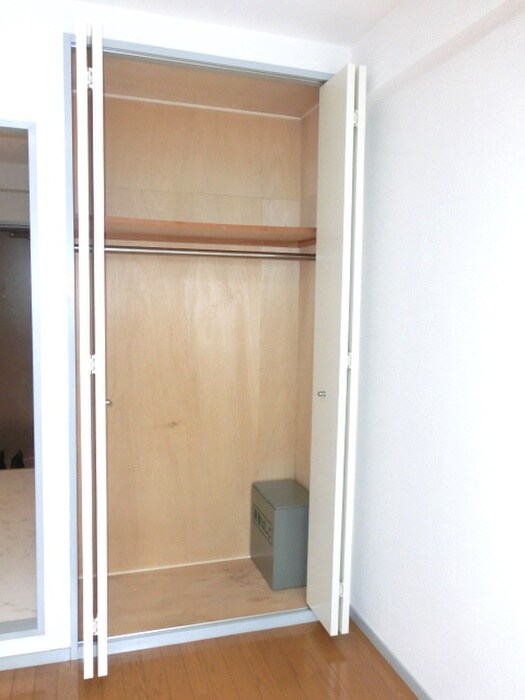 物件内観写真8　(収納)