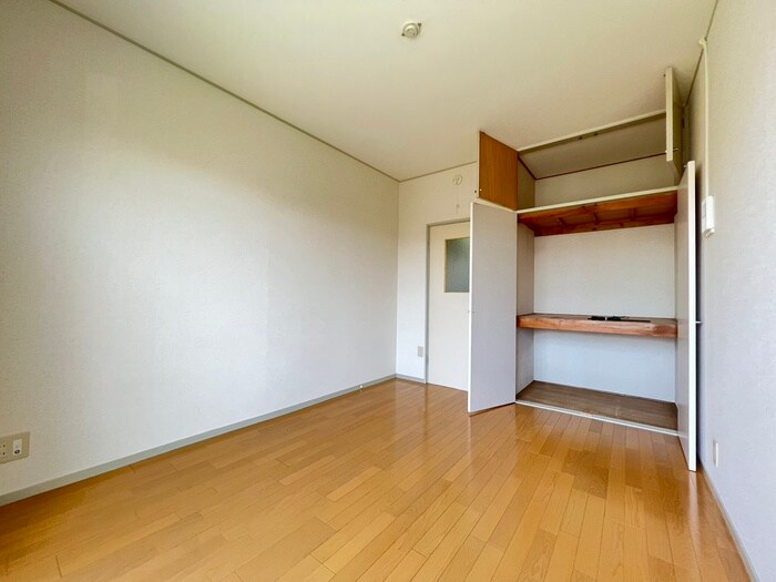 物件内観写真10　(居室)