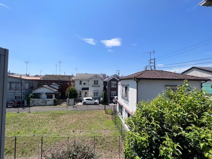 物件内観写真17　(室内からの展望)