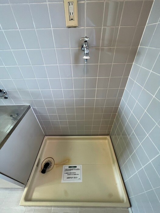 物件内観写真20　(洗濯機置場)