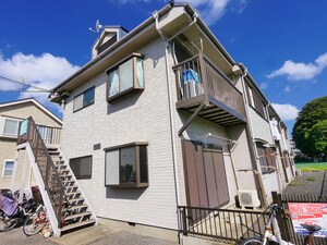 ブルーシャトル外観写真