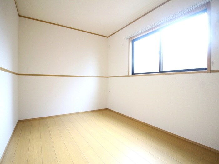 物件内観写真9　(居室)