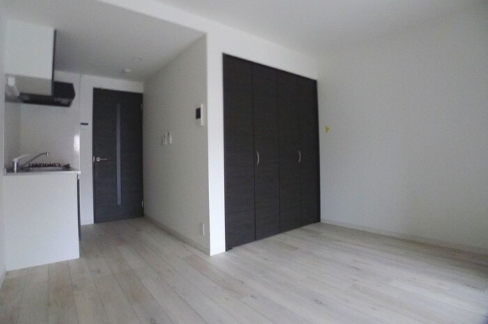 物件内観写真3　(居室)