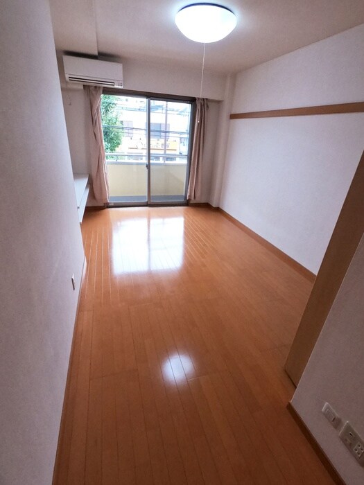 物件内観写真10　(居室)