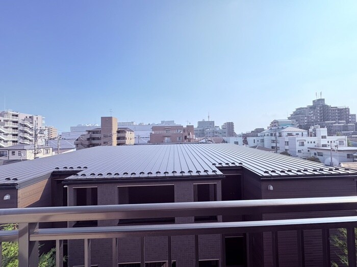 Excelﾄﾐｻﾞﾜの室内からの展望