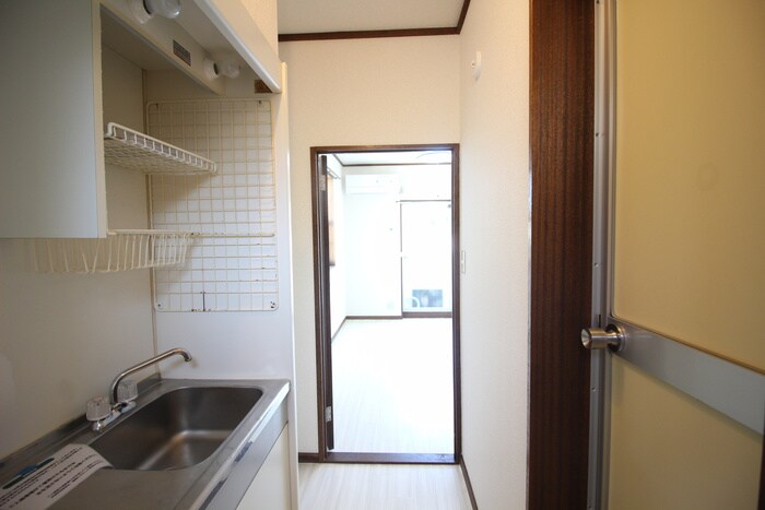 物件内観写真18　(廊下)