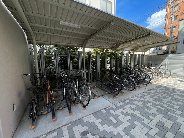 物件外観写真6　(駐輪場)