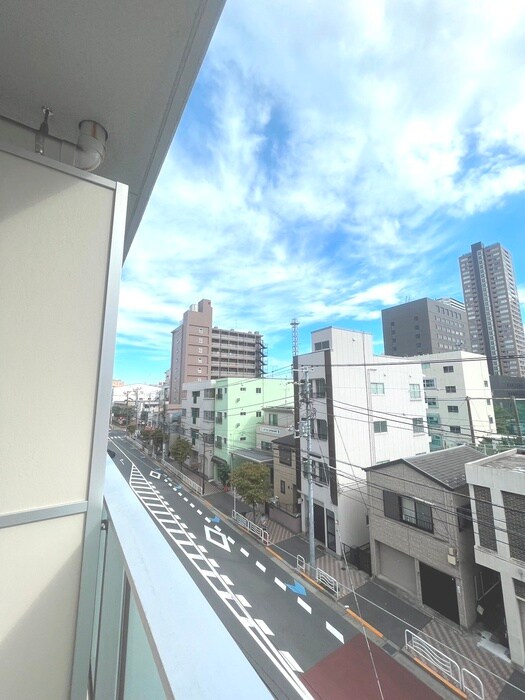 物件内観写真15　(室内からの展望)