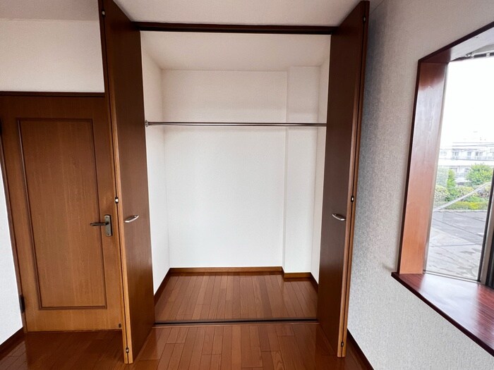 物件内観写真10　(収納)