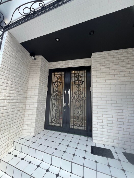 アンダーズビルディングのエントランス部分