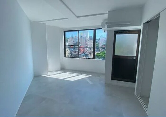 アンダーズビルディングの居室