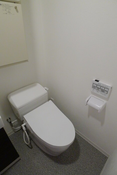 物件内観写真13　(トイレ)