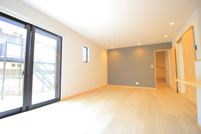 物件内観写真9　(居室)