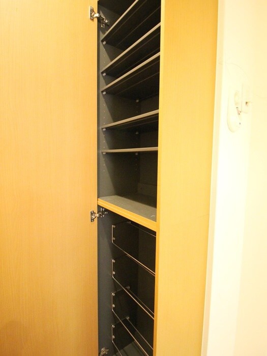 物件内観写真16　(靴箱)