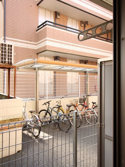 物件内観写真21　(室内からの展望)