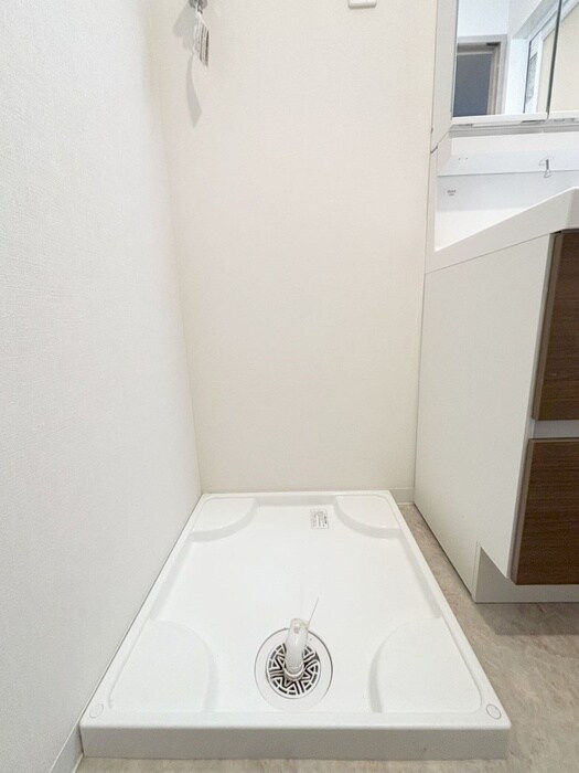 物件内観写真13　(洗濯機置場)