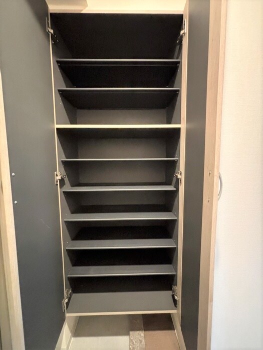 物件内観写真19　(靴箱)