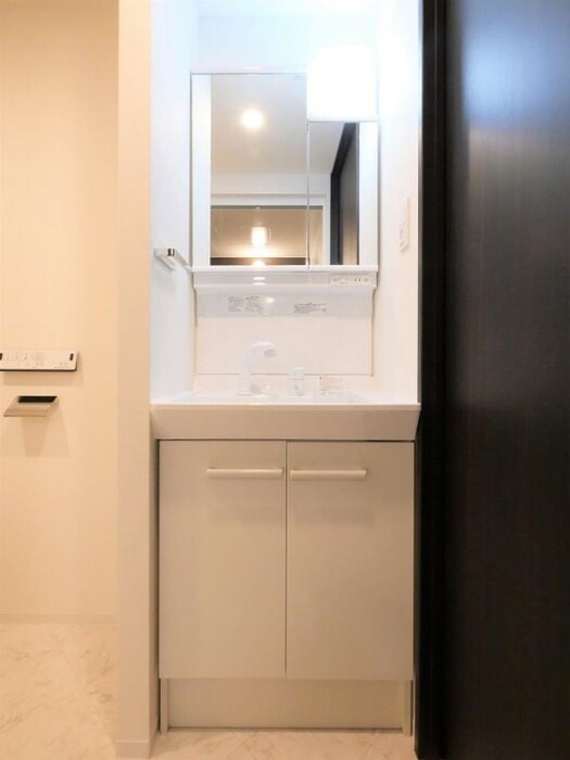 物件内観写真15　(洗面)